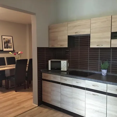 Daire Leda Apartman Kestel